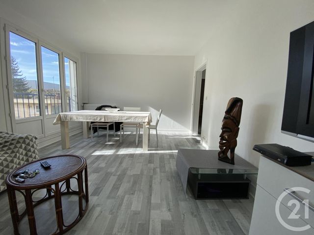Appartement F2 à louer LUCE