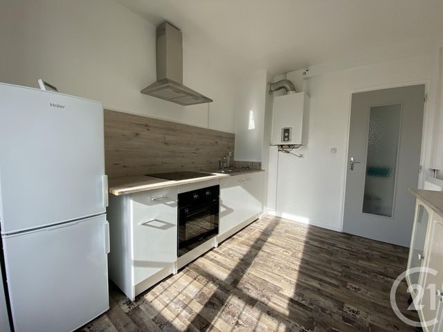 Appartement F2 à louer - 2 pièces - 51.12 m2 - LUCE - 28 - CENTRE - Century 21 Maitrejean Immobilier