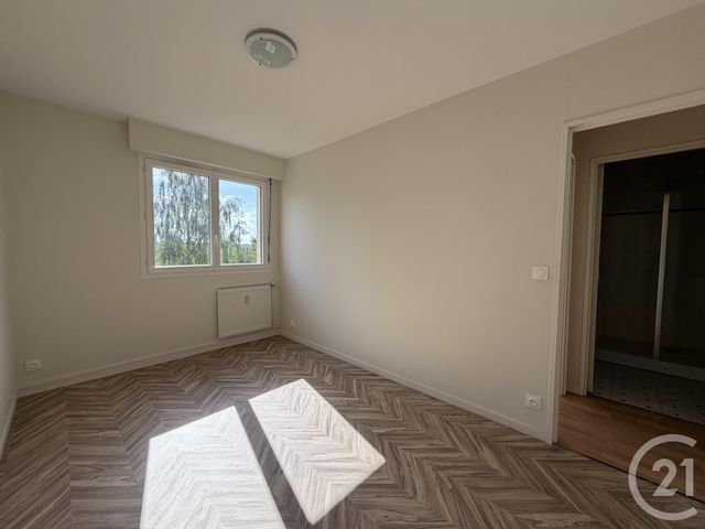 Appartement F3 à louer - 3 pièces - 64.81 m2 - CHARTRES - 28 - CENTRE - Century 21 Maitrejean Immobilier