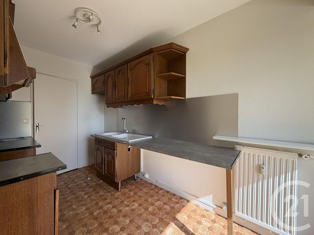 Appartement F3 à louer - 3 pièces - 64.81 m2 - CHARTRES - 28 - CENTRE - Century 21 Maitrejean Immobilier