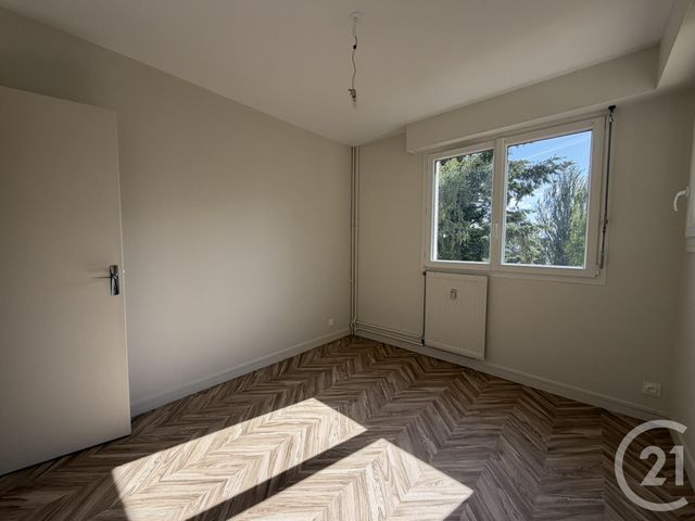 Appartement F3 à louer - 3 pièces - 64.81 m2 - CHARTRES - 28 - CENTRE - Century 21 Maitrejean Immobilier
