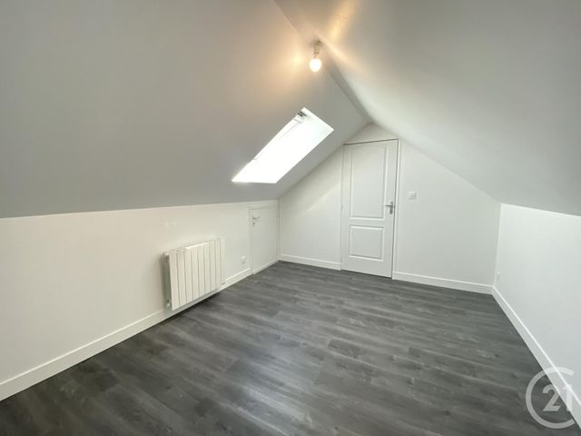 maison à louer - 5 pièces - 74.39 m2 - CHARTRES - 28 - CENTRE - Century 21 Maitrejean Immobilier