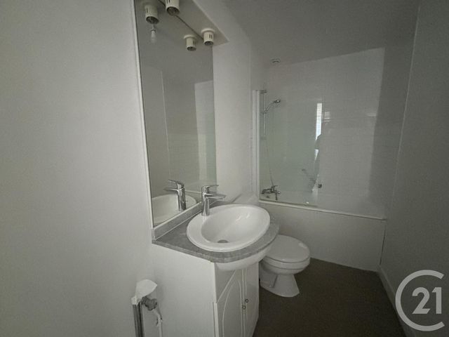Appartement F2 à louer - 2 pièces - 37.33 m2 - CHARTRES - 28 - CENTRE - Century 21 Maitrejean Immobilier