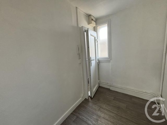 Appartement F2 à louer - 2 pièces - 37.33 m2 - CHARTRES - 28 - CENTRE - Century 21 Maitrejean Immobilier