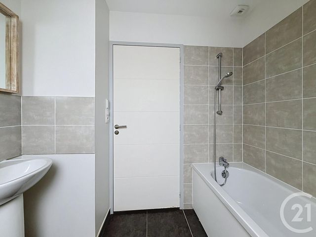 maison à vendre - 4 pièces - 85.1 m2 - CHAMPHOL - 28 - CENTRE - Century 21 Maitrejean Immobilier