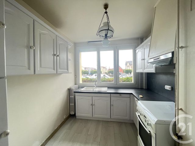 Appartement F3 à vendre - 3 pièces - 63.0 m2 - CHARTRES - 28 - CENTRE - Century 21 Maitrejean Immobilier