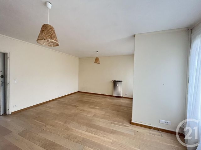 Appartement F3 à vendre - 3 pièces - 63.0 m2 - CHARTRES - 28 - CENTRE - Century 21 Maitrejean Immobilier