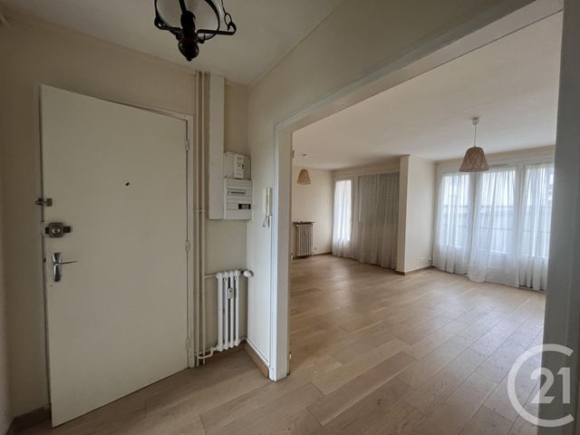 Appartement F3 à vendre - 3 pièces - 63.0 m2 - CHARTRES - 28 - CENTRE - Century 21 Maitrejean Immobilier