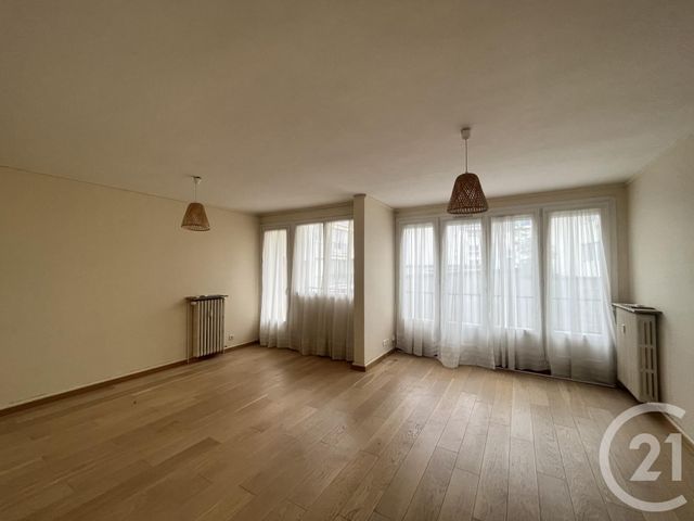 Appartement F3 à vendre - 3 pièces - 63.0 m2 - CHARTRES - 28 - CENTRE - Century 21 Maitrejean Immobilier