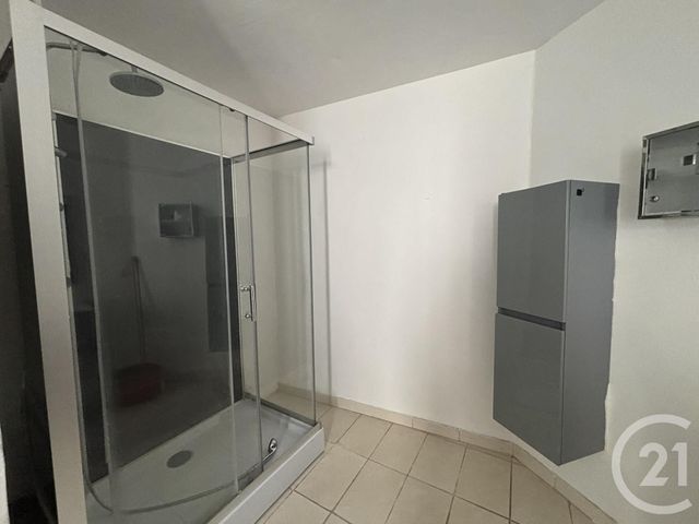 Appartement F3 à louer - 3 pièces - 75.86 m2 - CHARTRES - 28 - CENTRE - Century 21 Maitrejean Immobilier
