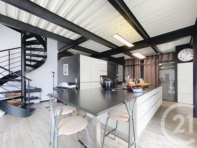 maison à vendre - 8 pièces - 198.0 m2 - CHARTRES - 28 - CENTRE - Century 21 Maitrejean Immobilier