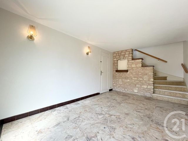 maison à louer - 4 pièces - 111.1 m2 - CHARTRES - 28 - CENTRE - Century 21 Maitrejean Immobilier