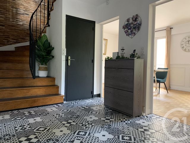 Appartement Triplex à louer - 5 pièces - 114.46 m2 - CHARTRES - 28 - CENTRE - Century 21 Maitrejean Immobilier