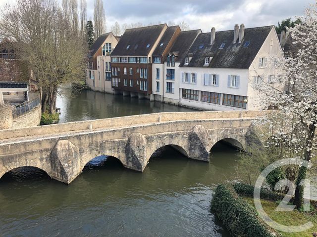 Appartement Triplex à louer - 5 pièces - 114.46 m2 - CHARTRES - 28 - CENTRE - Century 21 Maitrejean Immobilier
