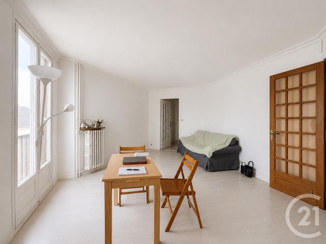 Appartement T3 à vendre - 3 pièces - 65.87 m2 - CHARTRES - 28 - CENTRE - Century 21 Maitrejean Immobilier