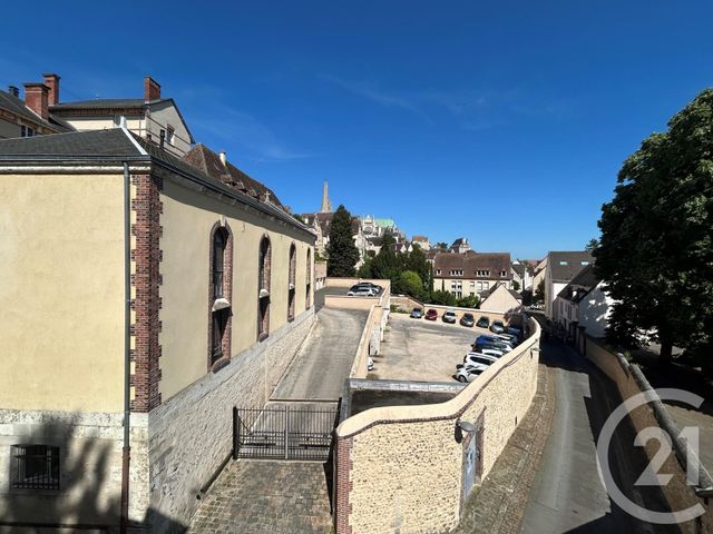 Appartement F5 à louer - 5 pièces - 108.0 m2 - CHARTRES - 28 - CENTRE - Century 21 Maitrejean Immobilier
