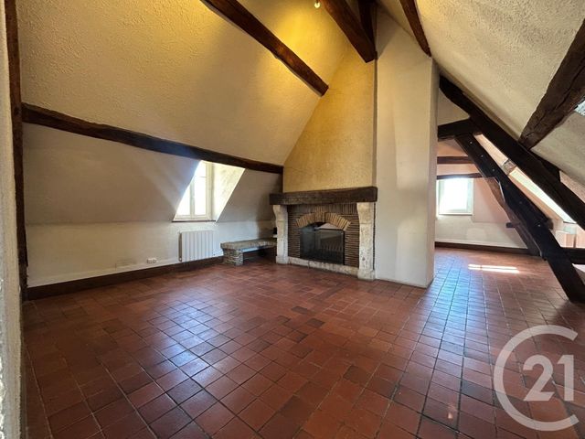 Appartement F5 à louer - 5 pièces - 108.0 m2 - CHARTRES - 28 - CENTRE - Century 21 Maitrejean Immobilier