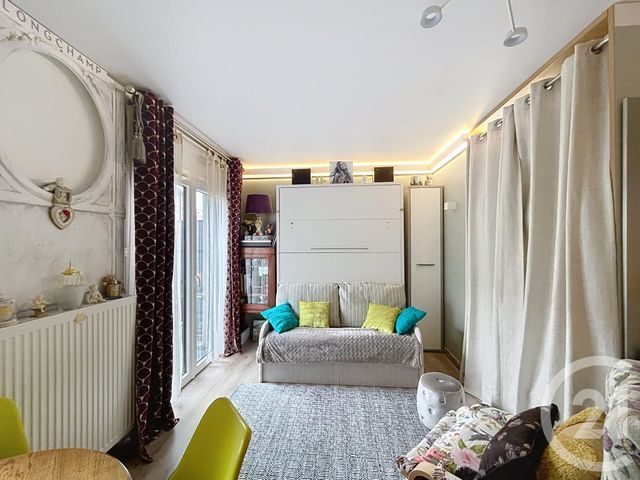 Appartement F1 à vendre - 1 pièce - 26.0 m2 - CHARTRES - 28 - CENTRE - Century 21 Maitrejean Immobilier