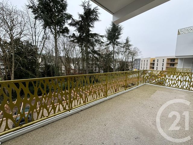 Appartement F3 à louer - 3 pièces - 67.75 m2 - CHARTRES - 28 - CENTRE - Century 21 Maitrejean Immobilier