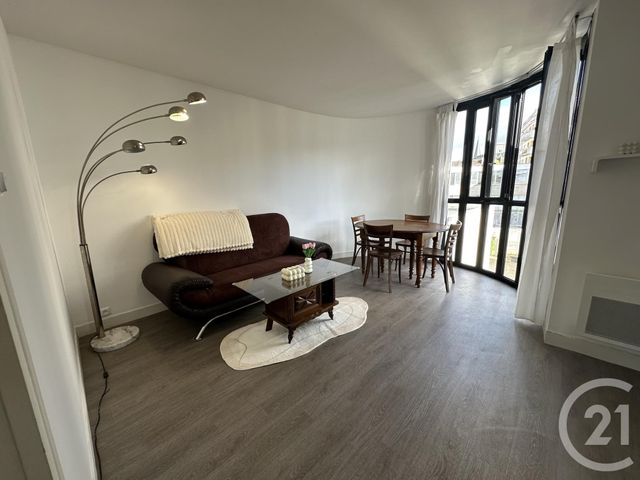 Appartement T2 à louer - 2 pièces - 43.99 m2 - CHARTRES - 28 - CENTRE - Century 21 Maitrejean Immobilier