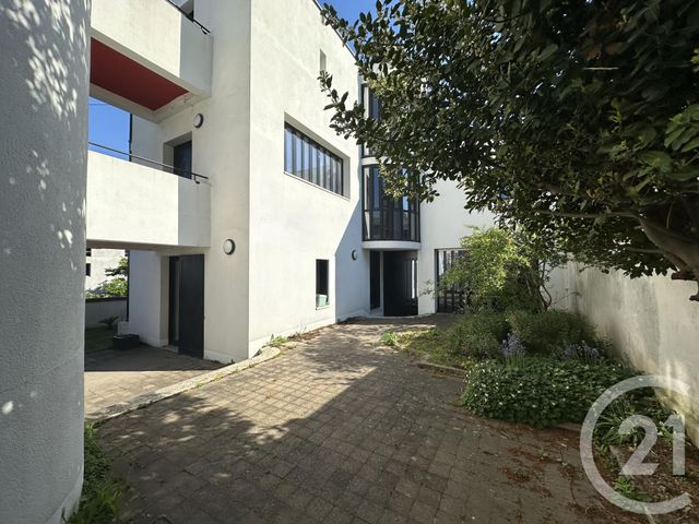 Appartement T2 à louer - 2 pièces - 43.99 m2 - CHARTRES - 28 - CENTRE - Century 21 Maitrejean Immobilier