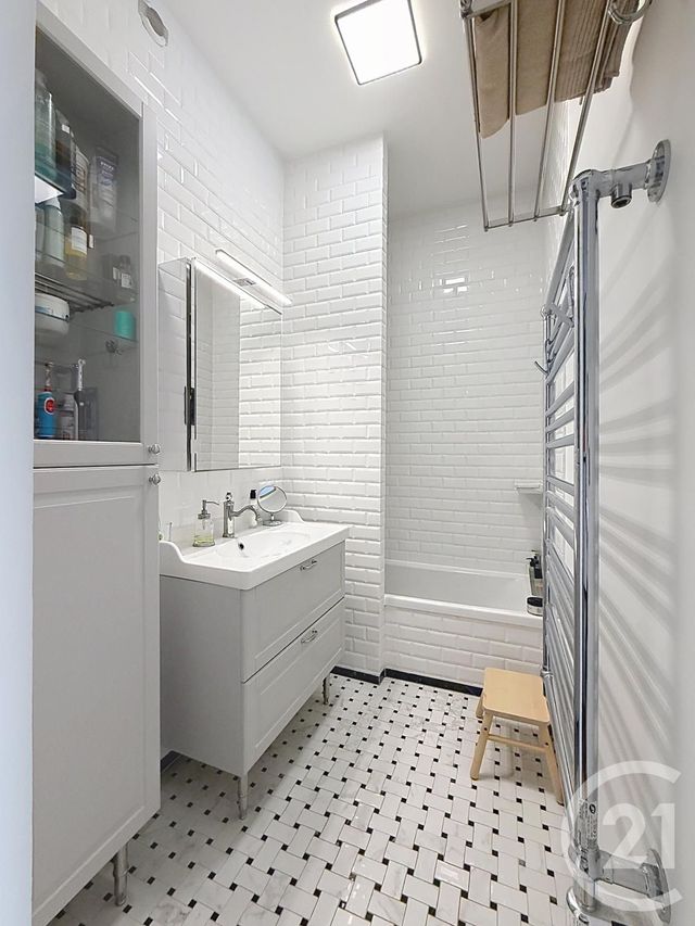Appartement F4 à vendre - 4 pièces - 82.0 m2 - 28 - CENTRE - Century 21 Maitrejean Immobilier