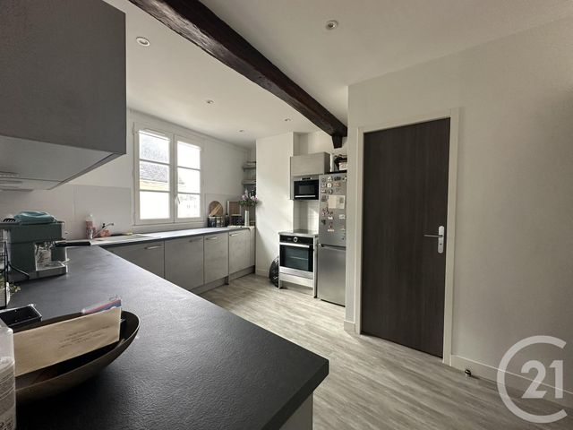 Appartement T3 à louer - 3 pièces - 63.13 m2 - CHARTRES - 28 - CENTRE - Century 21 Maitrejean Immobilier