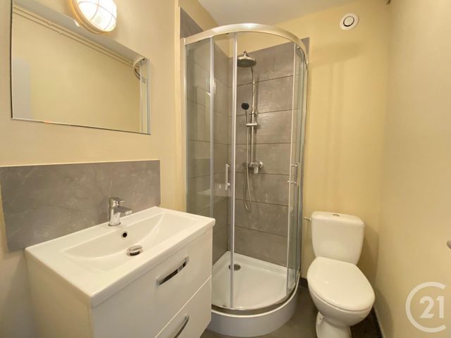 Appartement F2 à louer - 2 pièces - 38.32 m2 - CHARTRES - 28 - CENTRE - Century 21 Maitrejean Immobilier