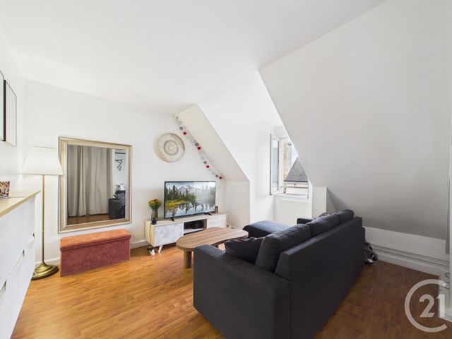 Appartement F1 bis à vendre - 2 pièces - 36.0 m2 - CHARTRES - 28 - CENTRE - Century 21 Maitrejean Immobilier