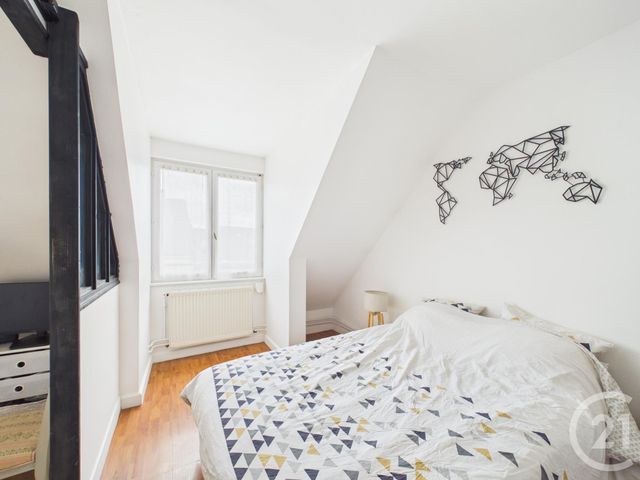 Appartement F1 bis à vendre - 2 pièces - 36.0 m2 - CHARTRES - 28 - CENTRE - Century 21 Maitrejean Immobilier