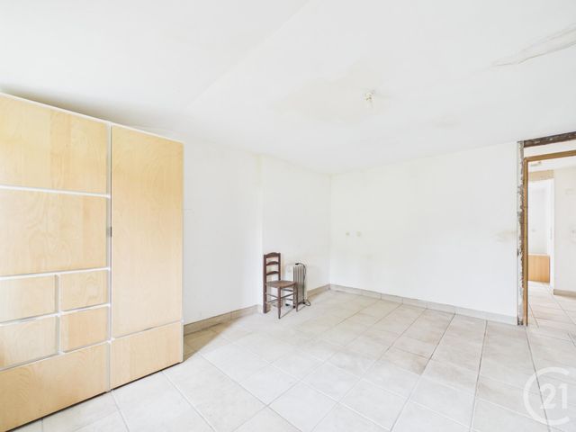 Appartement F2 à vendre - 3 pièces - 63.67 m2 - CHARTRES - 28 - CENTRE - Century 21 Maitrejean Immobilier
