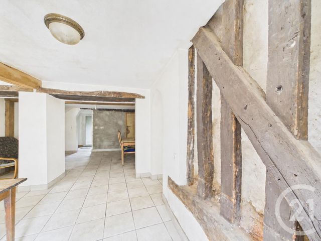 Appartement F2 à vendre - 3 pièces - 63.67 m2 - CHARTRES - 28 - CENTRE - Century 21 Maitrejean Immobilier