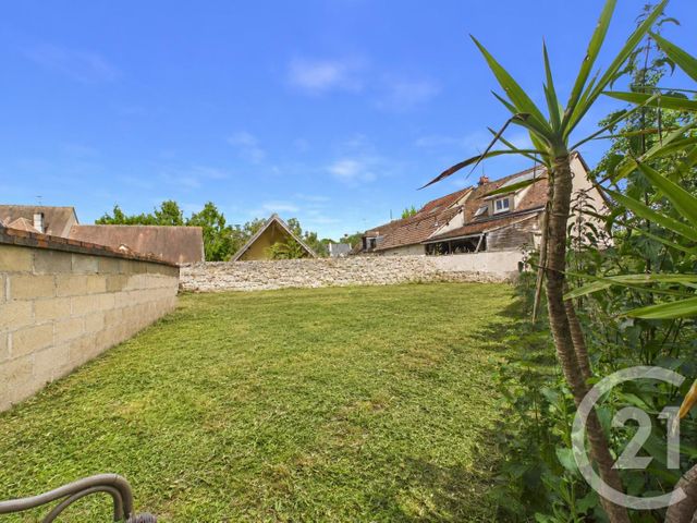 Appartement F2 à vendre - 3 pièces - 63.67 m2 - CHARTRES - 28 - CENTRE - Century 21 Maitrejean Immobilier