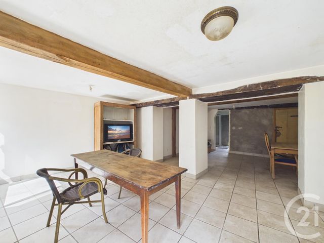 Appartement F2 à vendre - 3 pièces - 63.67 m2 - CHARTRES - 28 - CENTRE - Century 21 Maitrejean Immobilier