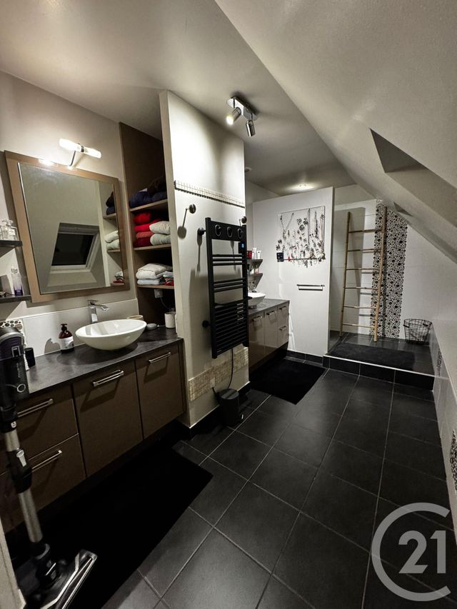 maison à vendre - 7 pièces - 215.0 m2 - CHARTRES - 28 - CENTRE - Century 21 Maitrejean Immobilier