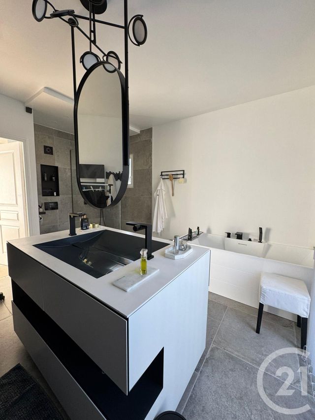 maison à vendre - 7 pièces - 215.0 m2 - CHARTRES - 28 - CENTRE - Century 21 Maitrejean Immobilier