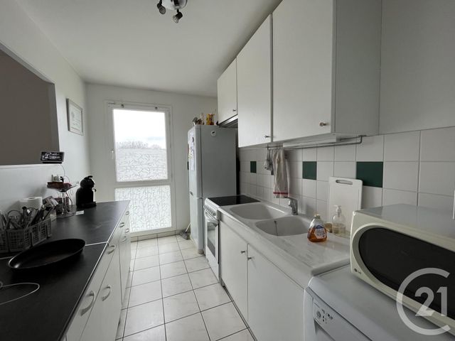 Appartement F3 à louer - 3 pièces - 71.3 m2 - CHARTRES - 28 - CENTRE - Century 21 Maitrejean Immobilier