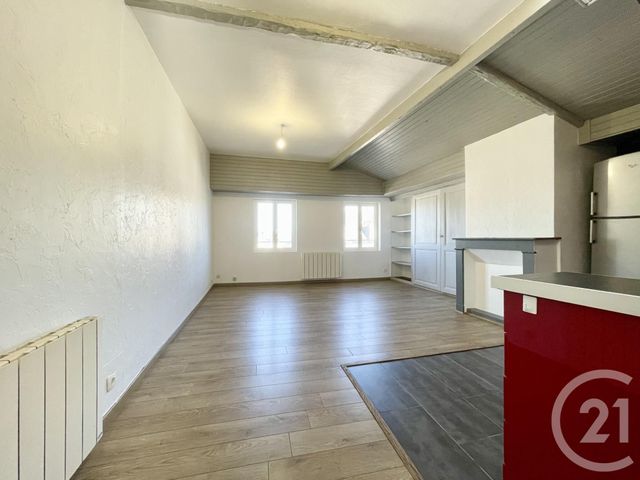 Appartement T2 à louer - 2 pièces - 44.82 m2 - CHARTRES - 28 - CENTRE - Century 21 Maitrejean Immobilier
