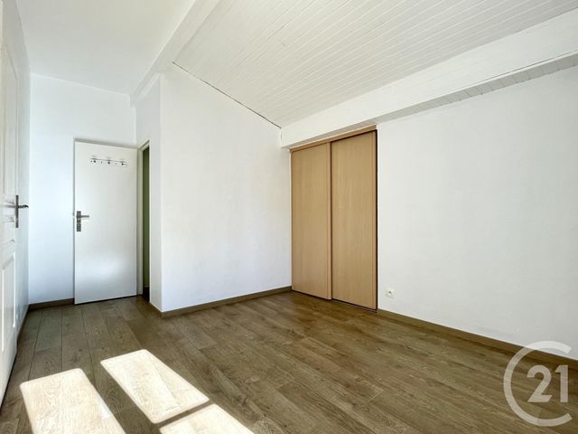 Appartement T2 à louer - 2 pièces - 44.82 m2 - CHARTRES - 28 - CENTRE - Century 21 Maitrejean Immobilier