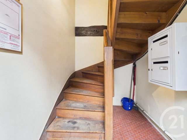 Appartement F2 à vendre - 2 pièces - 40.93 m2 - CHARTRES - 28 - CENTRE - Century 21 Maitrejean Immobilier
