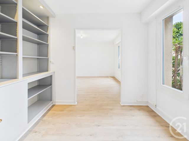 Appartement F3 bis à vendre - 5 pièces - 81.74 m2 - CHARTRES - 28 - CENTRE - Century 21 Maitrejean Immobilier