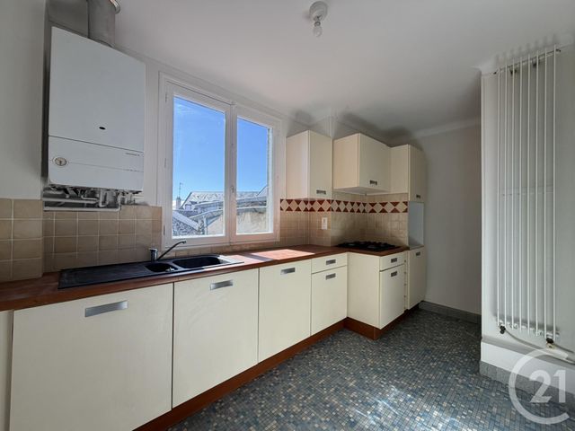 Appartement T3 à louer - 3 pièces - 63.54 m2 - CHARTRES - 28 - CENTRE - Century 21 Maitrejean Immobilier
