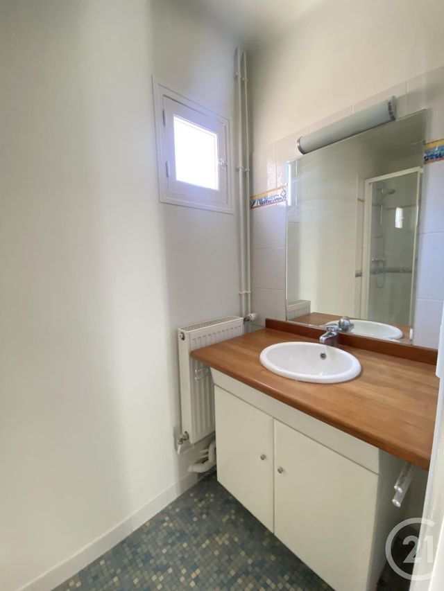 Appartement T3 à louer - 3 pièces - 63.54 m2 - CHARTRES - 28 - CENTRE - Century 21 Maitrejean Immobilier