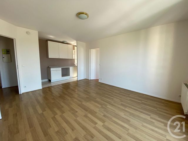 Appartement F3 à louer - 3 pièces - 53.08 m2 - CHARTRES - 28 - CENTRE - Century 21 Maitrejean Immobilier