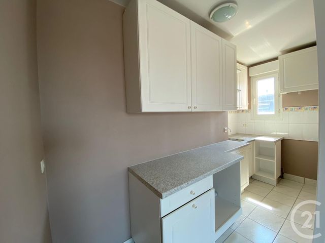 Appartement F3 à louer - 3 pièces - 53.08 m2 - CHARTRES - 28 - CENTRE - Century 21 Maitrejean Immobilier