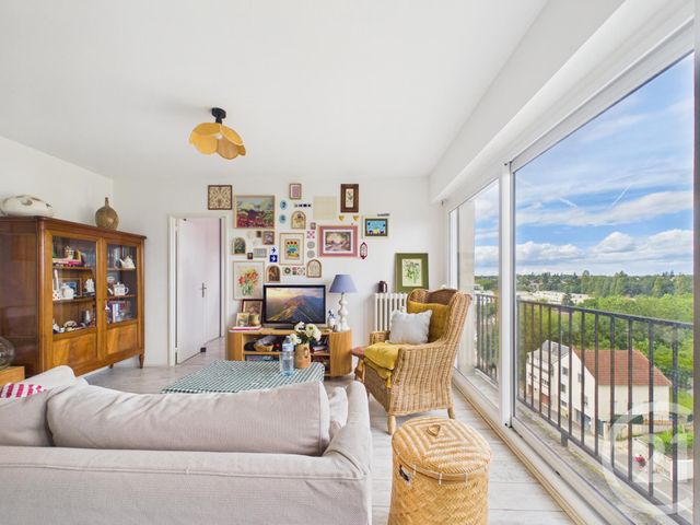 Appartement F2 à vendre - 2 pièces - 43.94 m2 - CHARTRES - 28 - CENTRE - Century 21 Maitrejean Immobilier