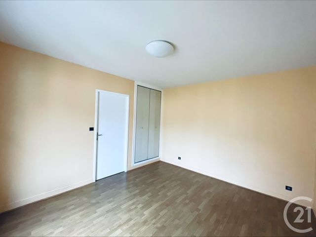 Appartement F1 à louer - 1 pièce - 23.38 m2 - CHARTRES - 28 - CENTRE - Century 21 Maitrejean Immobilier