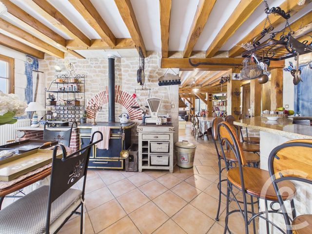 maison à vendre - 7 pièces - 240.0 m2 - CHARTRES - 28 - CENTRE - Century 21 Maitrejean Immobilier