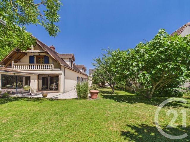 maison à vendre - 7 pièces - 240.0 m2 - CHARTRES - 28 - CENTRE - Century 21 Maitrejean Immobilier