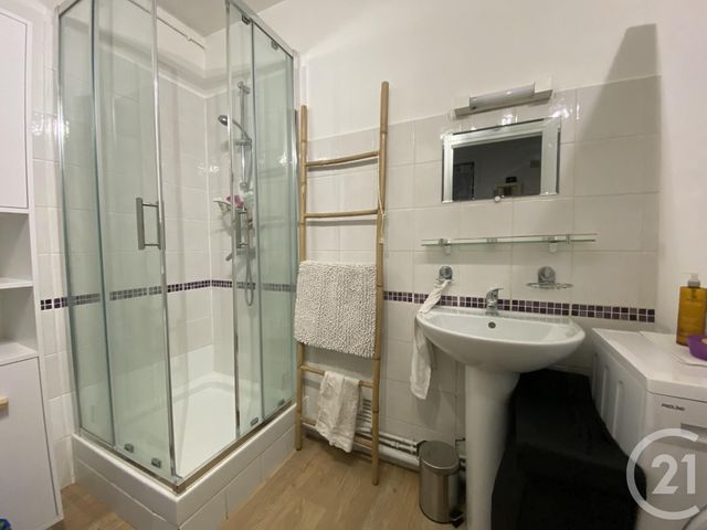 Appartement F1 à louer - 1 pièce - 29.15 m2 - CHARTRES - 28 - CENTRE - Century 21 Maitrejean Immobilier